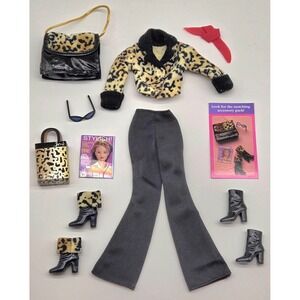 1998 Barbie Fashion Avenue Boutique Outfit 20579 (As shown)